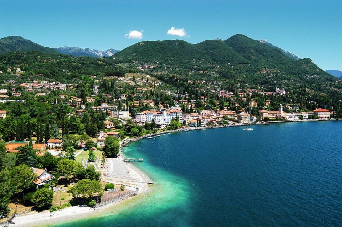 Hotel Monte Baldo E Villa Acquarone Гардоне Ривьера Экстерьер фото